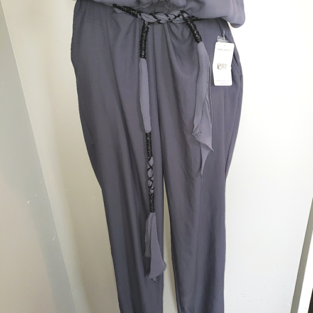NWT adorable FREE PEOPLE jumpsuit - Picture 5 of 14